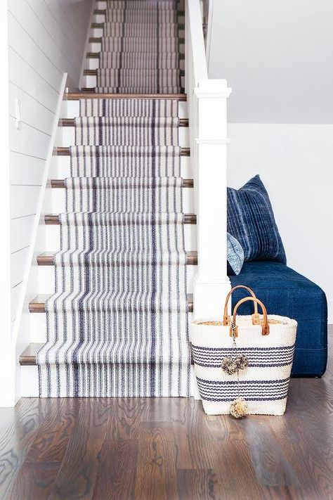 Farmhouse Staircase Runner, Beach House Stairs, Cottage Staircase, Farmhouse Staircase, Staircase Runner, Chicago Interior Design, Painted Stairs, Coastal Living Rooms, Stair Runners