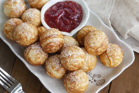 How to make Aebleskiver with Trader Joe’s Pancake Mix (Round Danish Pancakes Recipe) Aebleskiver Pan Recipes, Danish Pancake Balls, Aebleskiver Recipe, Buckwheat Pancake Recipes, Ebelskiver Recipe, Pancake Balls, Danish Pancakes, Pistachio Cake Recipe, Danish Dessert