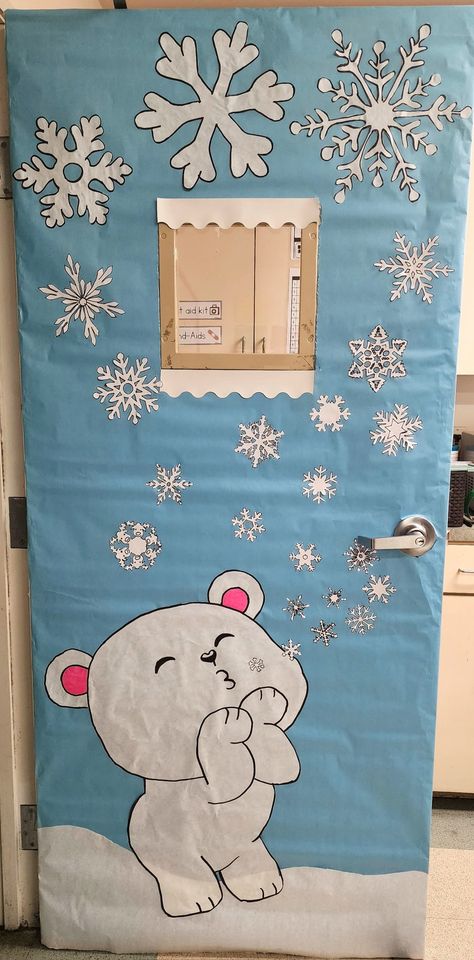 Winter School Door Ideas, Winter Wonderland Door Ideas For School, Winter Wonderland Door Decorations, Class Door, Winter Wonderland Decorations, Door Decorating Contest, School Door Decorations, Dog Crate Furniture, School Doors