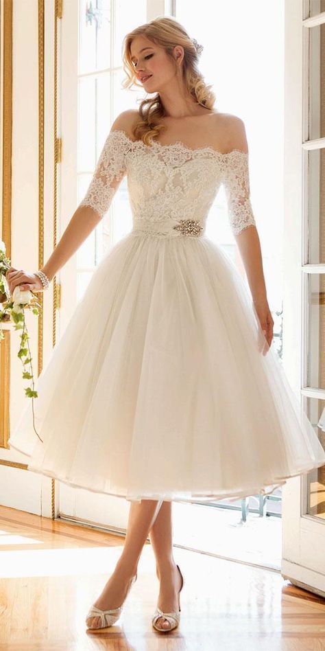 Wedding Reception Outfit For Bride, Reception Outfit For Bride, Simple Wedding Dress Short, Wedding Reception Outfit, Wedding Reception Dress, Trendy Wedding Dresses, Tea Length Wedding Dress, Wedding Dresses Strapless, Tea Length Dresses