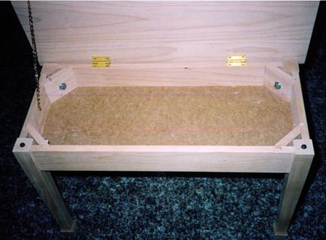 How to build your own Piano Bench http://pinterest.com/cameronpiano Diy Piano Bench, Bedroom Bench Diy, Piano Bench Ideas, Diy Piano, Wood Design Ideas, Woodworking At Home, Garage Projects, Limited Life, Piano Stool