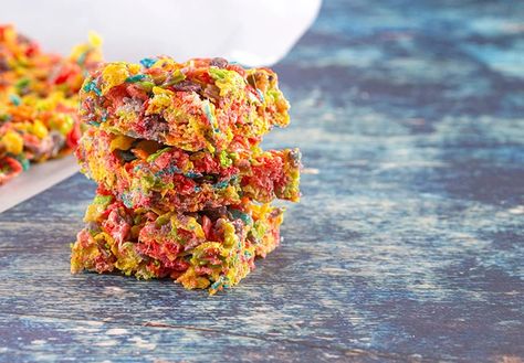 Easy Rice Crispy Treats Recipe & Spices – The Spice House Fruity Pebble Bars, Fruity Pebbles Treats, Cereal Bars Recipes, Fruity Pebbles Cereal, Pebbles Cereal, Cannibis Recipes, Vanilla Marshmallows, Marshmallow Treats, Cereal Bars