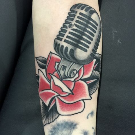 Traditional Microphone Tattoo, Microphone Tattoo, Inspiring Tattoos, Sacred Tattoo, Best Tattoo Ideas, Facial Tattoos, English Tattoo, American Traditional Tattoo, Skateboard Art