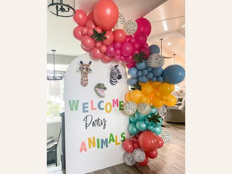 Buy Party Animal Balloon Arch Birthday Party Balloon Garland Online in India - Etsy Party Animal Balloon Garland, Safari Balloons, Matte Balloons, Party Animals Birthday, Safari Balloon, Animals Party, Animals Birthday, Balloon Kit, Diy Balloon