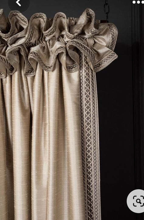 Tuscan Curtains, Vertical Blinds Makeover, Curtain Designs For Bedroom, Bedroom Curtain Ideas, Window Curtains Living Room, Living Room Drapes, Dining Room Curtains, Drapery Designs, Bedroom Curtain