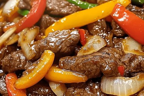 Sizzling Chinese Pepper Steak with Onions: A Flavorful Stir-Fry Pepper Steak With Onions, Pepper Steak And Onions, Steak With Onions, Chinese Pepper Steak, Easy Stir Fry Recipes, Hamburger Steak, Marinated Steak, Beef Stir Fry, Pepper Steak