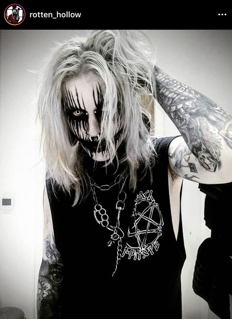 Corpse Paint Men, Mens Makeup, 2000s Bands, Metal Aesthetic, Skull Face Paint, Corpse Paint, Black Metal Girl, Paint Inspo, Vampire Makeup