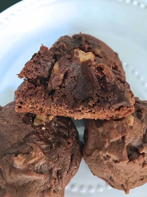 Chocolate Brownie Mounds Recipe - Cookie Madness Soft Chocolate Cookies, Walnut Brownies, Walnut Cookies, Unsweetened Chocolate, Toasted Walnuts, Soft Cookie, Cookie Scoop, Chocolate Baking, Chocolate Brownies