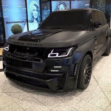 Black Range Rover, Xe Bugatti, Dream Cars Range Rovers, Range Rover Black, Luxe Auto's, Aventador Lamborghini, Luxury Cars Range Rover, Black Range, Top Luxury Cars