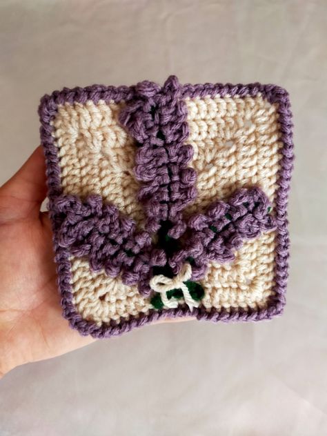 Lavender flowers bouqet crochet granny square beautiful Lavender Granny Square, Green And Violet, Lavender Bouquet, Granny Squares, Granny Square, Violet, Lavender, Square, Crochet