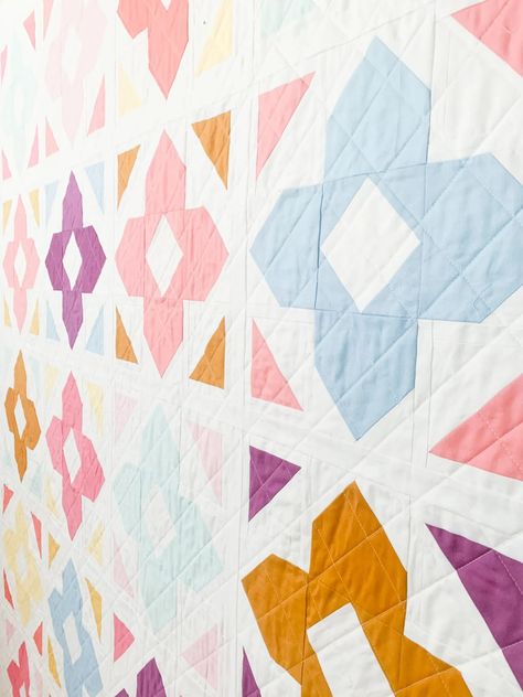 Luminaries quilting detail Solids Quilt, The Luminaries, Waiting For The Right Time, Cool Bookshelves, Solid Quilt, Straight Line Quilting, Sewing Circles, Pretty Quilt, Modern Quilt Patterns