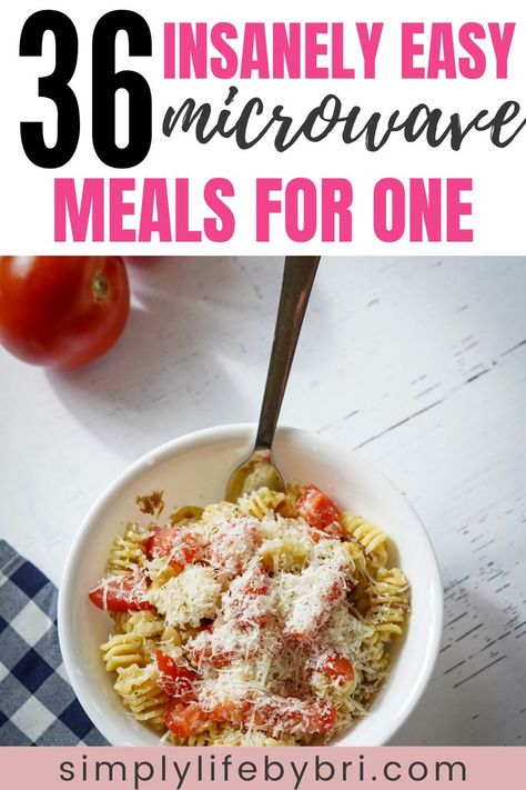 microwave meals for one Fast One Person Meals, Lunch For One Person Easy Meals, Quick Easy Single Serve Dinner, Quick Single Meals, Diy Microwave Meals, Easy 1 Person Meals Healthy, Individual Meals For One, Simple Single Person Meals, Quick Lunch For One