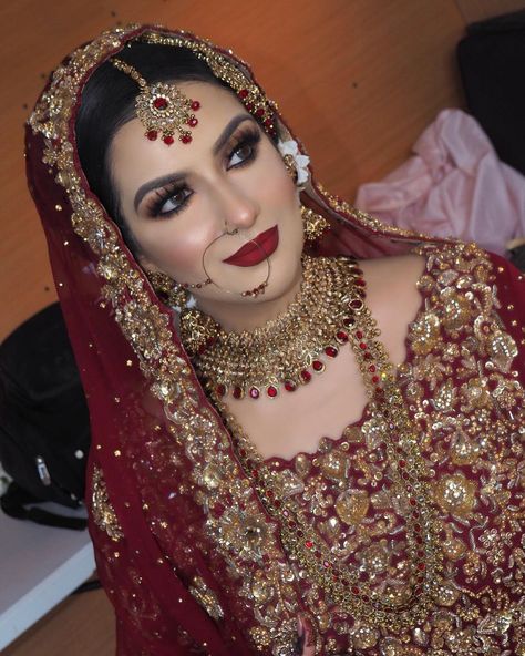 Pakistani Bridal Look, Pakistan Bridal Makeup, Bride Makeup Pakistani Bridal, Bridal Makeup Pakistani Barat, Red Bridal Lehenga Makeup, Pakistani Bridal Makeup Red, Pakistani Bridal Makeup Hairstyles, Pakistani Dulhan Makeup, Pakistani Makeup Looks