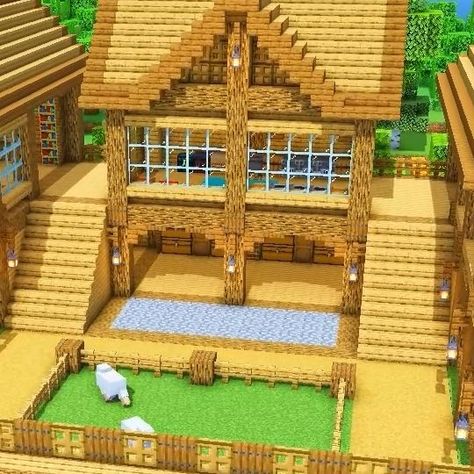 Oak And Stone Minecraft House, Big Oak House Minecraft, Minecraft Oak Starter House, Oak Minecraft House, Oak Survival House Minecraft, Blast Furnace, Oak Logs, Oak Stairs, Water Bucket