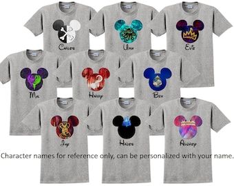 Disneyland Group Shirts, 21st Birthday Drinks, Disney Group Shirts, Avatar Disney, Disney Matching Shirts, Personalized Disney Shirts, Descendants Disney, Disney Character Shirts, Family Disney Shirts Matching