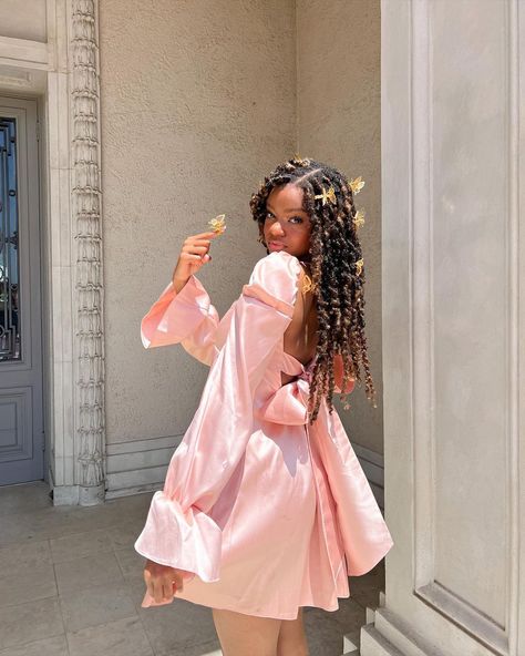 Just a few of my favorite looks from the @selkie spring 2024 show at NYFW 🎀🧚🏾‍♀️ #runwayfashion #selkie #nyfw #fashionweek #fashionmonth… | Instagram Pink Bow Dress, Aesthetic Baby, Bows Pink, Black Princess, Girly Aesthetic, Throw In The Towel, Black Femininity, Girly Outfits, Spring 2024