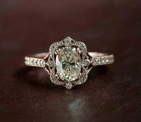 Oval Cut Diamond Rings, Vintage Art Deco Rings, Edwardian Ring, Art Deco Wedding Rings, Moissanite Diamond Rings, Deco Engagement Ring, Wedding Rings Vintage, Gold Wedding Rings, Art Deco Ring