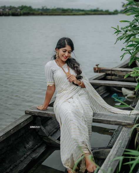 Onam vibes are all in @studiovirupa 💙 Have you started your onam purchases? Not yet? Then start with us already #onam #instagood #fashion #instafashionista #fyp #explore #virupaonam Dhawani Designs, Onam Vibes, Onam Saree, Saree Ideas, August 9, Saree, On Instagram, How To Wear, Quick Saves