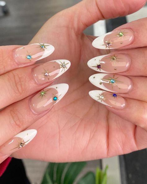 Gel Nail Extensions, Short Almond GeLX with Bows Nail Nail Extensions Shapes, Sparkly Nail Designs, Bow Nail Designs, Nail Salon Interior, Gel Nail Extensions, Beauty Nails Design, Nail Design Inspiration, French Tips, Sparkly Nails