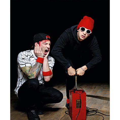 Tumblr ❤ liked on Polyvore featuring photos Twenty One Pilots Songs, Tyler And Josh, 21 Pilots, Musica Rock, Tyler Joseph, Emo Bands, My Chemical, Two Men, One Pilots