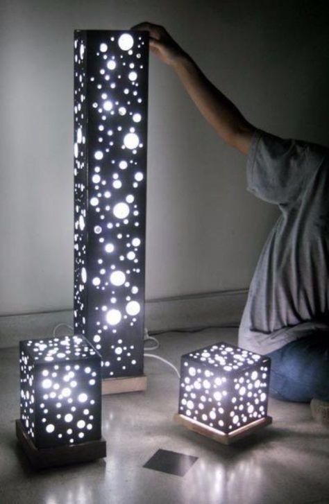 Cool Ways To Use Christmas Lights - DIY Fairy Light Lantern - Best Easy DIY Ideas for String Lights for Room Decoration, Home Decor and Creative DIY Bedroom Lighting - Creative Christmas Light Tutorials with Step by Step Instructions - Creative Crafts and DIY Projects for Teens and Adults http://diyjoy.com/cool-ways-to-use-christmas-lights Furniture Barn, Furniture Light, Diy Lampe, Diy Casa, Hemma Diy, Diy Fairy, Street Furniture, Tamarindo, Diy Projects For Teens