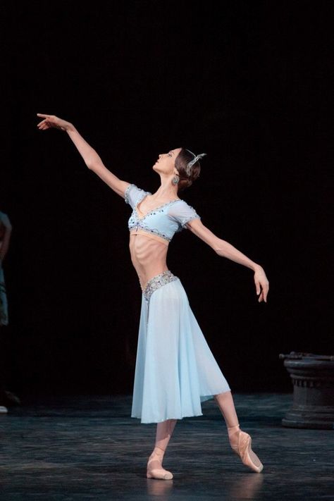 Photo Album and casting – Bolshoi dancers in Milan Vaganova Ballet Academy, Ballet Body, Svetlana Zakharova, Ballet Russe, Ballet Beauty, Ballet Photos, Ballet Photography, Fitness Inspiration Body, Dance Pictures