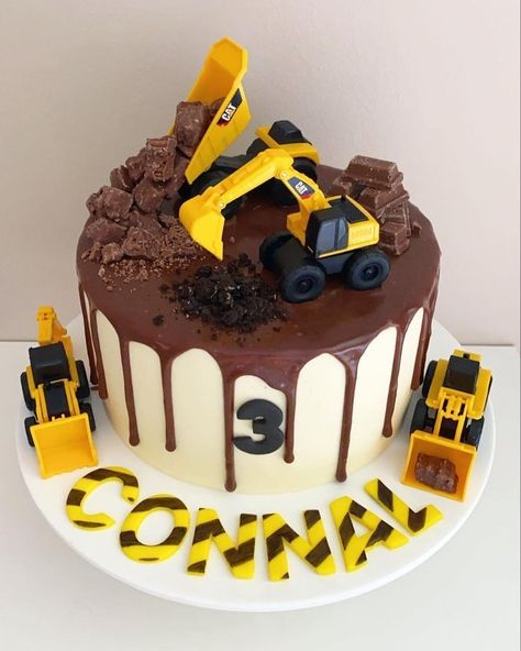 Construction Theme Cake, Excavator Cake, Tractor Birthday Cakes, Jordan Cake, Construction Birthday Cake, Truck Birthday Cakes, Tractor Cake, Construction Theme Birthday Party, Birthday Favors Kids