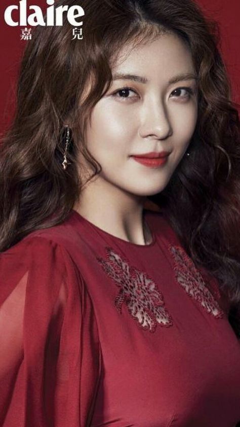 Han Ji Won, Honey Lee, Ha Ji Won, Celebrity Stars, Korean Actresses, Actor Model, Korean Actress, South Korean, India Beauty