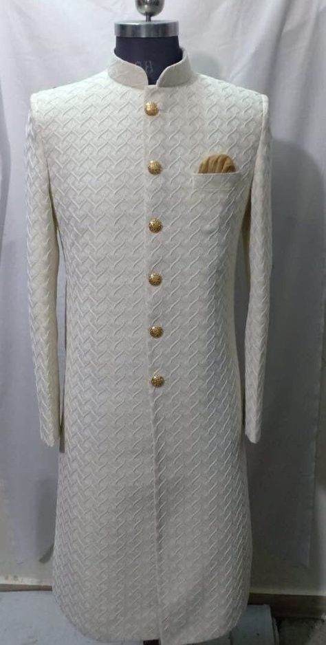 Indian Wedding Outfits For Men, White Indian Outfit, Indo Western Dress For Men, Nikkah Ceremony, White Sherwani, Wedding Outfits Indian, Indian Sherwani, Men Sherwani, Outfit Indian