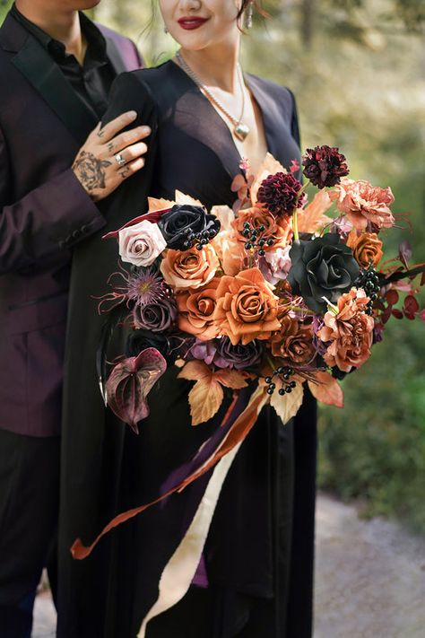 Halloween Wedding Purple, Vendela Rose, Orange Purple Wedding, Gothic Weddings, Avalanche Rose, Gross Stuff, Twilight Purple, Wedding Scotland, Vintage Wedding Ceremony