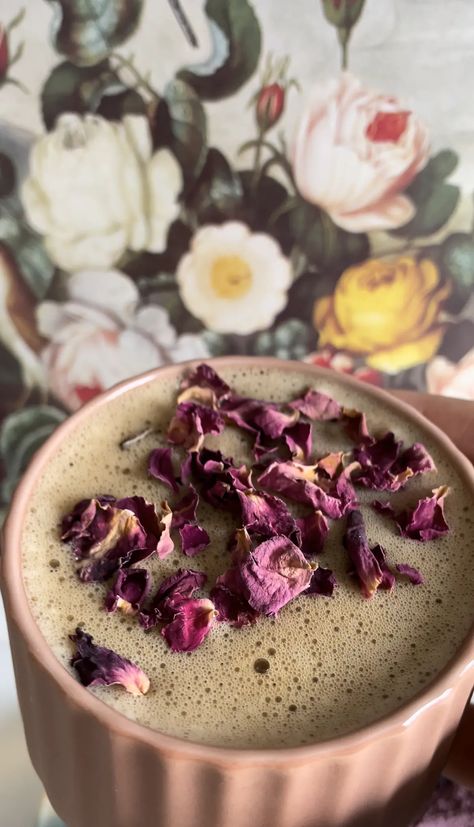 Cardamom Latte, Ginger Family, Rose Latte, Cardamom Pods, Herbal Magic For Wiccans, Rose Recipes, Holistic Diet, Herbal Magic, Magic Recipe