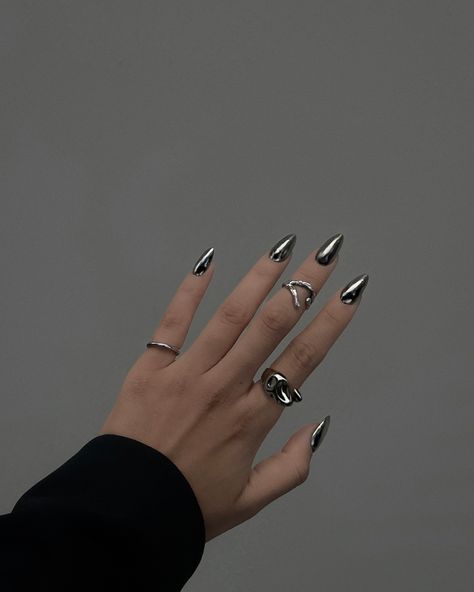 Nails Rings Aesthetic, Nail Piercing Acrylic, Techno Nails, Vampy Nails, Witchy Nails, Maroon Nails, Steel Nails, Grunge Nails, Classy Acrylic Nails