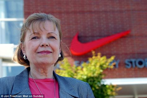 Nike founder Phil Knight reveals how 'unhealthy contempt' for Adidas inspired him | Daily Mail Online Carolyn Davidson, Free Lettering Worksheets, Portland State University, Phil Knight, Graphic Design Student, Forums Design, Nike Swoosh Logo, Nike Swoosh, Design Student