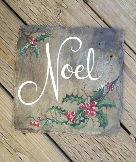 Slate Painting Ideas Christmas, Winter Slate Painting, Slate Craft Ideas, Slate Christmas Signs, Christmas Slate Ideas, Diy Slate Projects, Painted Slate Signs, Christmas Slate Painting, Slate Signs Ideas