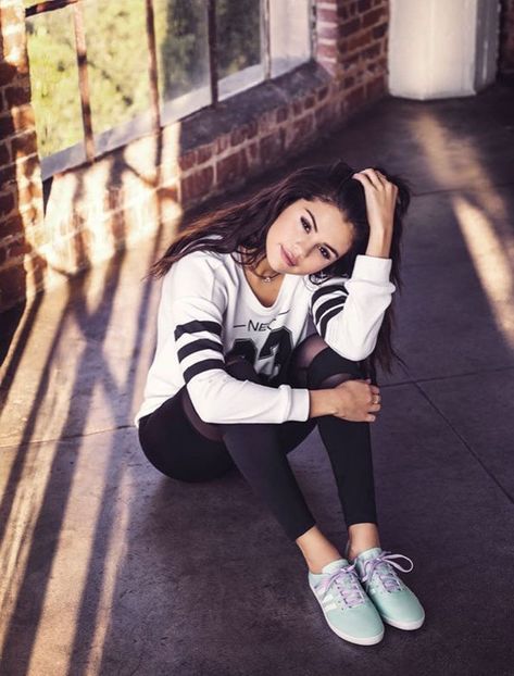 Elsie McDowell. Selena Gomez 2015, Selena Gomez Adidas, Adidas Women Fashion, Sport Outfit Women, Sport Photoshoot, Selena Gomez Photoshoot, Alex Russo, Selena Gomez Style, Selena G