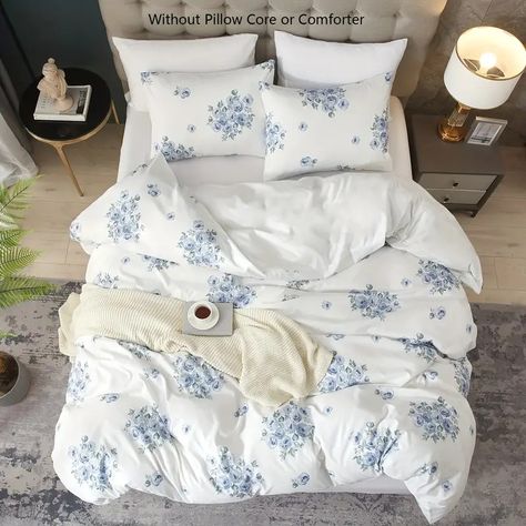 Floral Duvet Cover Set Blue Floral Farmhouse Duvet Cover Set - Temu Bed With Duvet, Farmhouse Duvet Cover, Farmhouse Duvet, Floral Farmhouse, Coastal Room, Plaid Throw Blanket, Blue Sheets, College Apartment Decor, Floral Duvet Cover