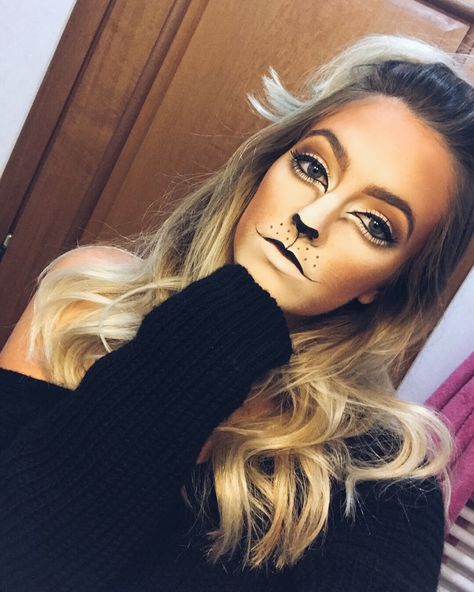 Lion Halloween costume makeup Lion Halloween Costume Women, Lioness Makeup, Lion Costume Women, Lioness Costume, Lion Costume Diy, Halloween Makeup Costume, Lion Makeup, Halloween Costume Makeup, Lion Halloween Costume