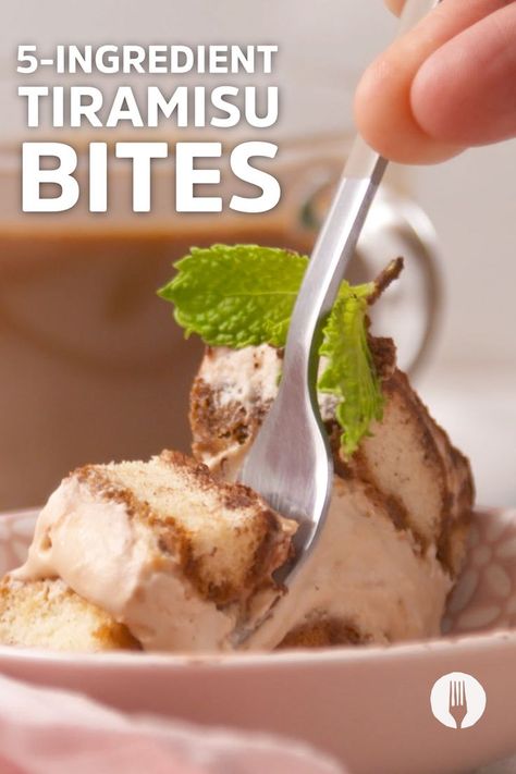 How to make 5-ingredient tiramisu bites 🤤🙌🏽 This homemade tiramisu is an easy-to-make dessert option, containing minimal ingredients! All it takes is coffee, lady fingers, condensed milk, cream and cocoa to make this no-bake dessert, which can be served as a fridge or frozen tiramisu bite🤯 Tiramisu Bites, Frozen Tiramisu, Foodies Of Sa, African Homes, 5 Ingredient Desserts, Florentine Cookies, Homemade Tiramisu, African Dessert, Dinner Party Desserts