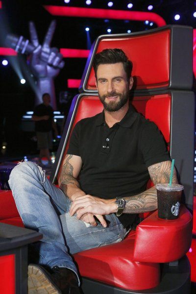 I love The Voice, all the coaches make me laugh. but I'm a team Adam and team Christina fan!  I love Adam <3<3<3 Adam Levine Beard, Adam Levine Style, Voice Coach, Red Chair, Person Sitting, Adam Levine, Tv Show Quotes, Maroon 5, American Singers