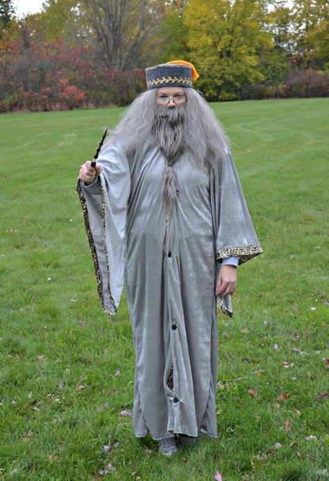 Professor Dumbledore Costume, Dumbledore Costume Diy, Diy Dumbledore Costume, Dumbledore Halloween Costume, Albus Dumbledore Costume, Hagrid Costume, Dumbledore Costume, Harry Potter Bachelorette Party, Professor Dumbledore