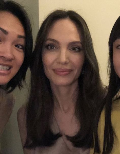 Angelina Jolie Selfie 2024, Angelina Jolie Now, Angelina Jolie Mother, Angelina Jolie Maleficent, Angelina Jolie Style, Alana Champion, Angelina Jolie Photos, Girl Crushes, Famous Faces