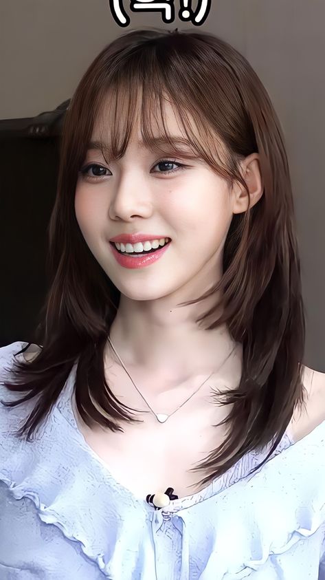 DON'T REPOST ❗ Kpop Layered Haircut, Kim Winter, Asian Hairstyle, Layered Hair With Bangs, Shorter Hair, Kpop Music, Hair Tips Video, Aespa Winter, Winter Aespa