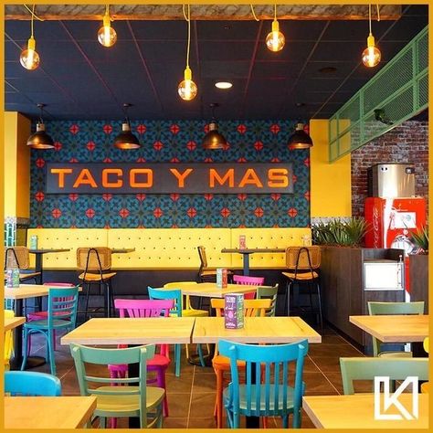 Taqueria Design, Mexican Restaurant Design, Mexican Restaurant Decor, Outdoor Restaurant Patio, Mexican Interior Design, Small Restaurant Design, Mexican Interiors, Restaurant Design Inspiration, Taco Restaurant