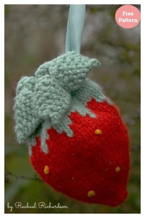 Strawberry Bag Free Knitting Pattern Free Bag Knitting Patterns, Knit Purse Patterns Free, Knit Strawberry, Strawberry Bag, Small Drawstring Bag, Kids Purse, Backpack Pattern, Free Knitting Patterns, Cute Strawberry