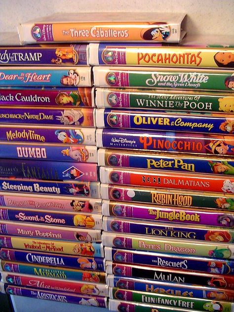 90s Nostalgia Early 2000s, Early 2000s Toys, Disney Movie Collection, Disney Vhs Tapes, 2000s Toys, Pete Dragon, Childhood Aesthetic, Satisfying Things, 2000s Cartoons