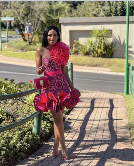 Short Dresses To Wear To A Wedding As A Guest, Ladies Traditional Dress, Gowns Styles For Ladies, Modern South African Traditional Dresses, Modern Traditional Dresses, Ankara Long Gown Styles For Ladies, African Barbie, Zulu Traditional Attire, Barbie Gown