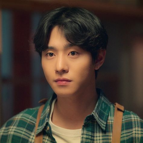 Ahn Hyo Seop A Time Called You, A Time Called You Kdrama, A Time Called You, Ahn Hyoseop, Paul Ahn, Brighten Skin Naturally, Flirty Questions, Hyo Seop, Ahn Hyo Seop