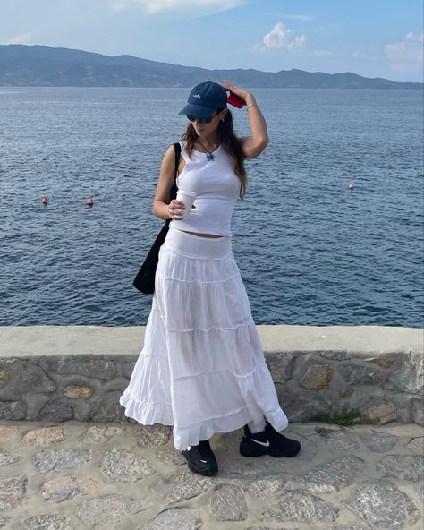 Long Skirt With Sneakers, Bloquette Core, White Cap Outfit, Long White Skirt, Hydra Island, Air Force Black, Baseball Cap Outfit, Greece Summer, White Long Skirt