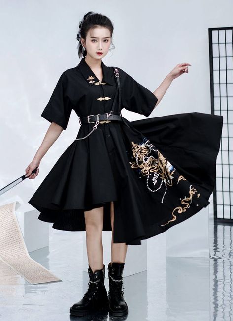 New Release: 【-Jumping Through The Gate-】 #QiLolita Embroidered OP Dress

◆ Shopping Link >>> https://lolitawardrobe.com/jumping-through-the-gate-qi-lolita-embroidered-op-dress_p7409.html
◆ Limited Quantity!!! China Fashion Street Style, Chinese Outfits Modern, Techwear Dress, Japanese Dress Modern, Chinese Dress Modern, Chinese Princess Dress, Chinese Fancy Dress, Dragons Clothes, Dragon Embroidery