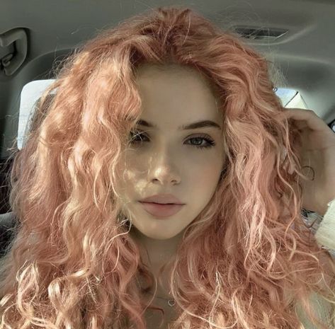 Curly Light Pink Hair, Curly Pink Hair Aesthetic, Pastel Curly Hair, Pastel Pink Curly Hair, Pink Mauve Hair, Light Pink Curly Hair, Natural Pink Hair, Wavy Pink Hair, Pink Wavy Hair